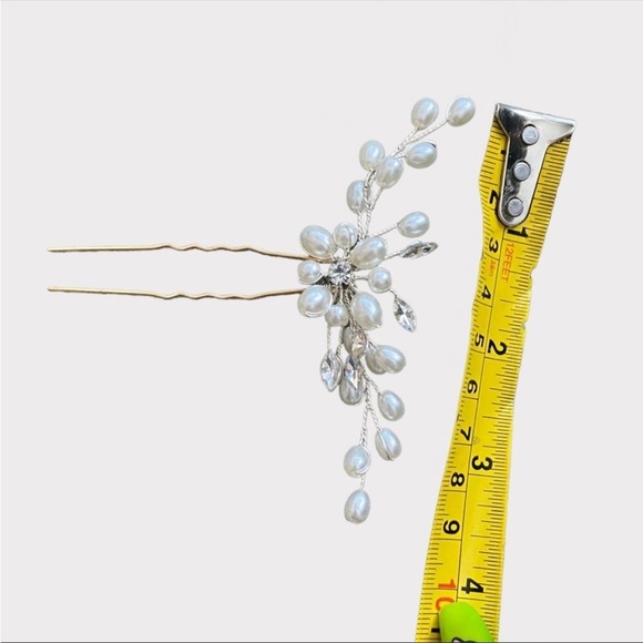 Miss TO MRS | Wedding Pearl Hair Pin Set - Picture 3 of 4